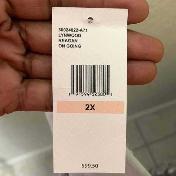 Jessica Simpson… Distressed Denim Jacket - Picture 3 of 3